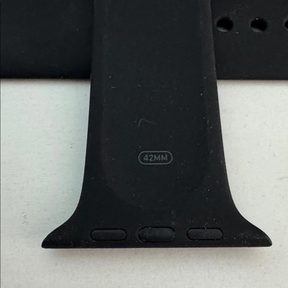 Apple Watch Black Sports Band  42 mm